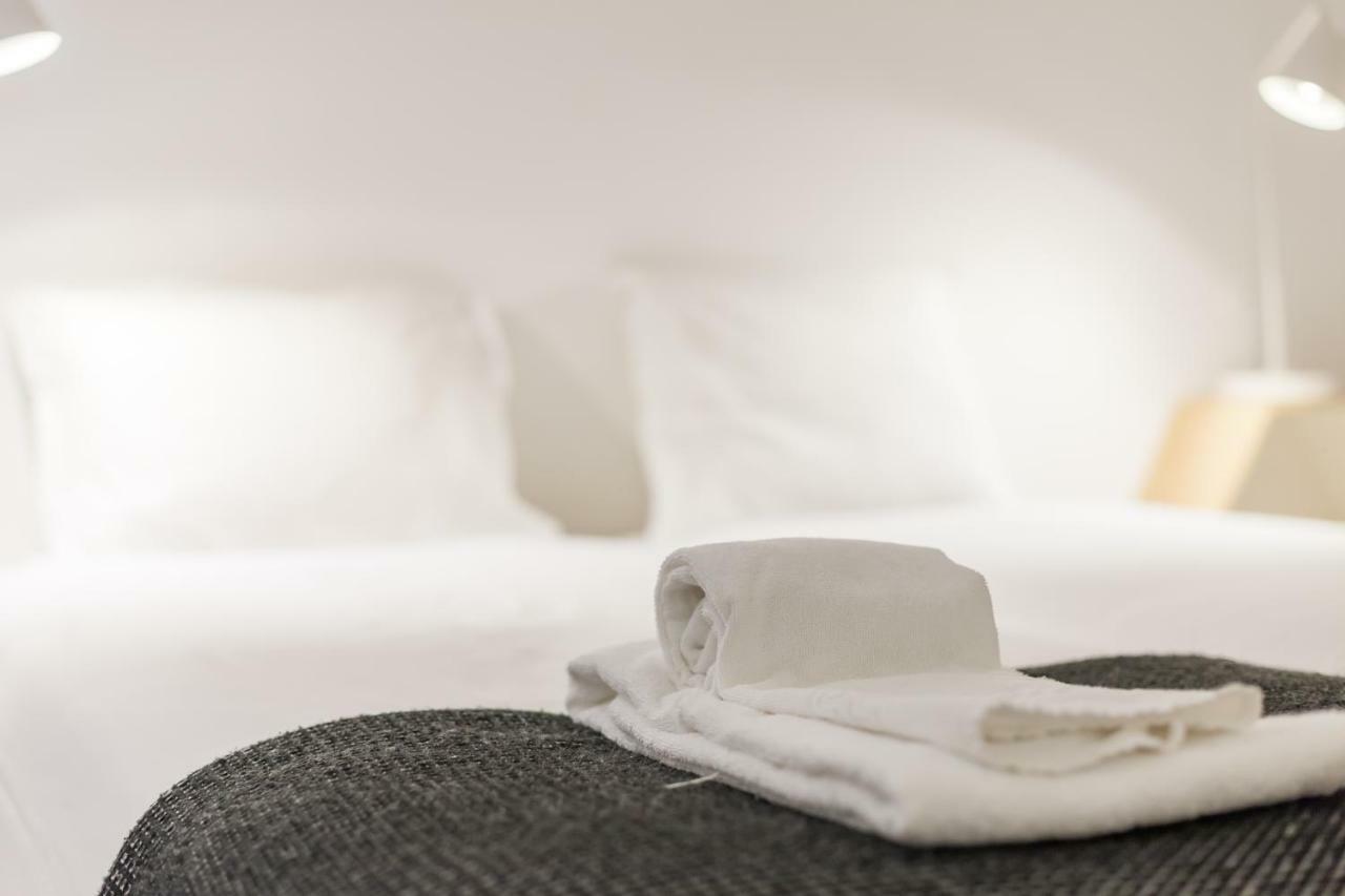 Baixa Tile Blue Two-Bedroom Apartment - By Lu Holidays Lisbon Bagian luar foto