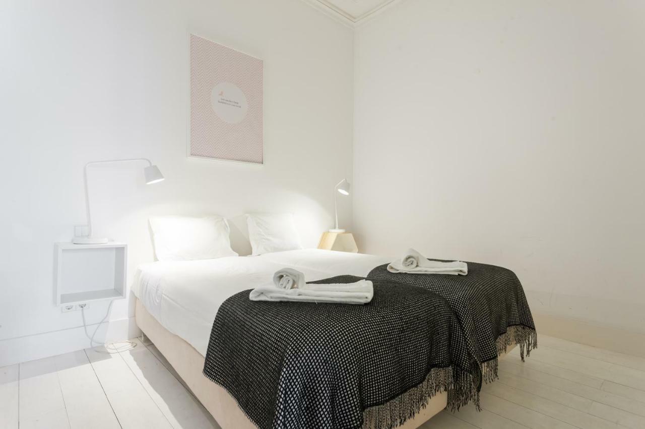 Baixa Tile Blue Two-Bedroom Apartment - By Lu Holidays Lisbon Bagian luar foto