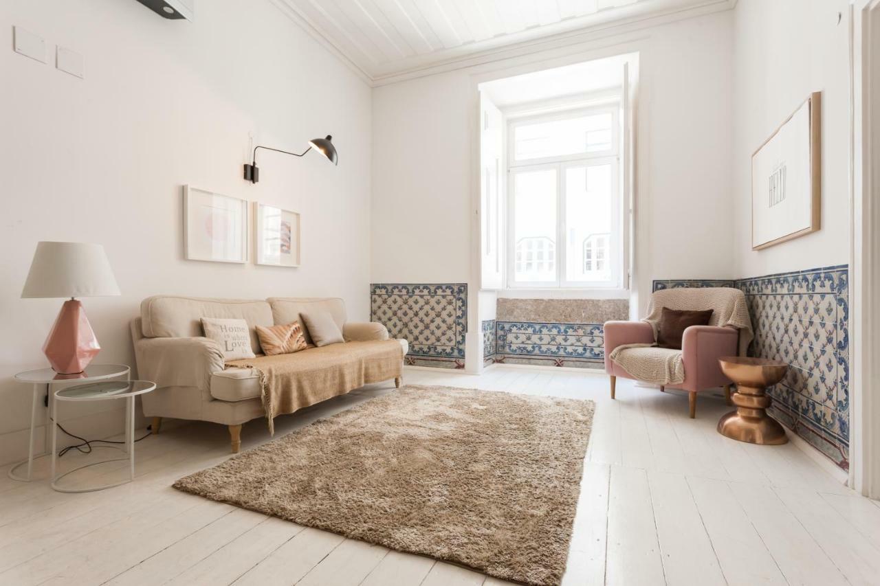 Baixa Tile Blue Two-Bedroom Apartment - By Lu Holidays Lisbon Bagian luar foto