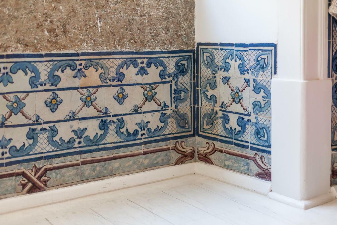 Baixa Tile Blue Two-Bedroom Apartment - By Lu Holidays Lisbon Bagian luar foto